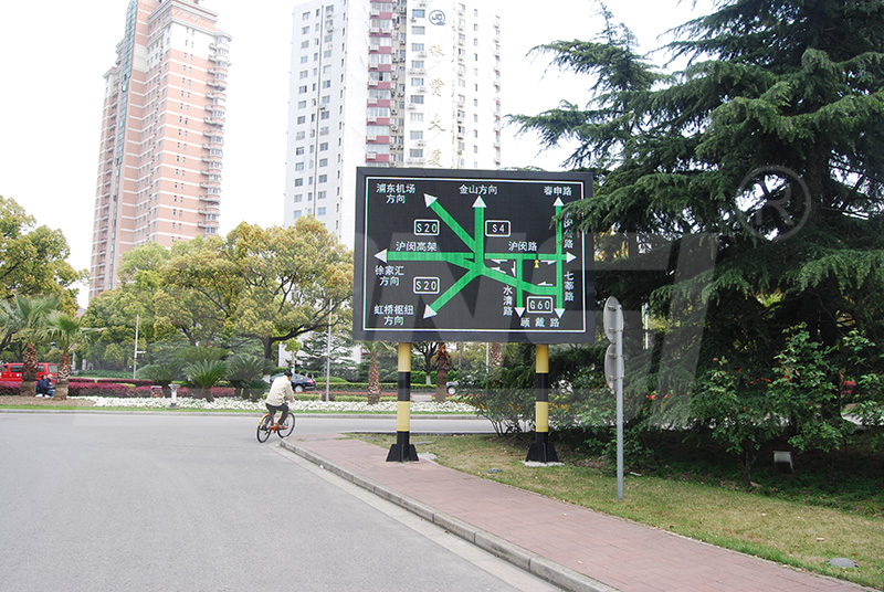 市中心,安裝,可變信息情（qíng）報板,提升,城市,交通流動性